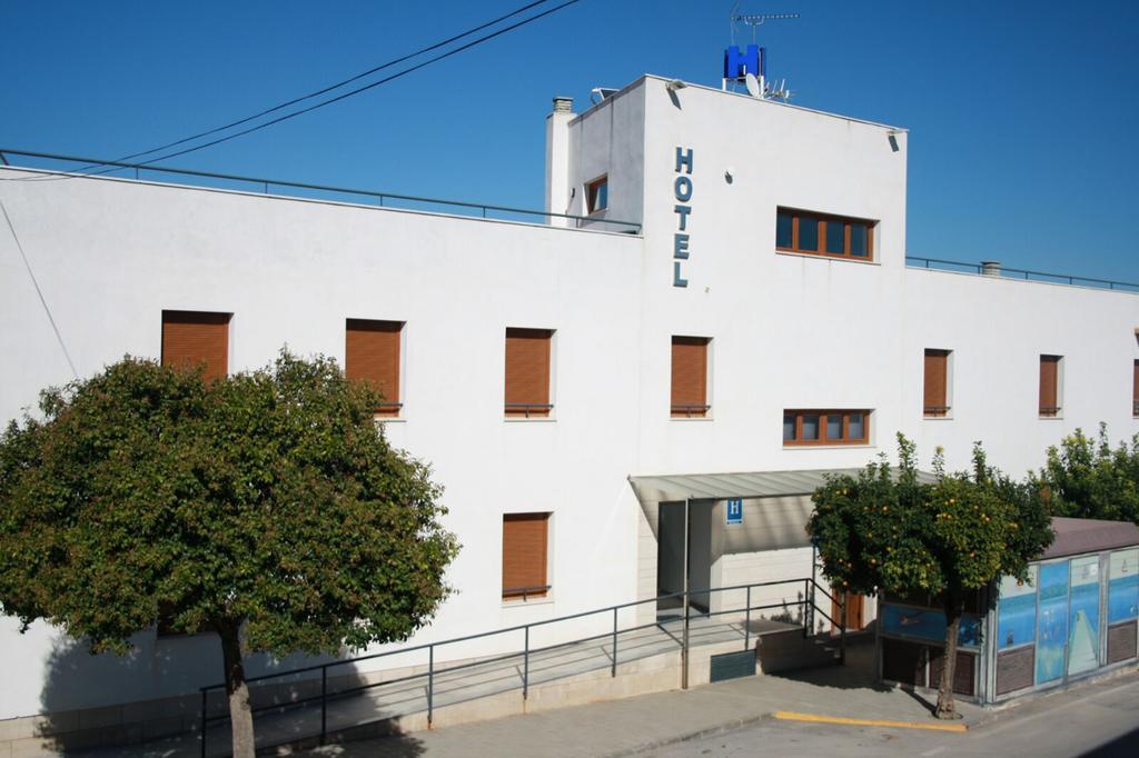 Albanta 2* La Lantejuela